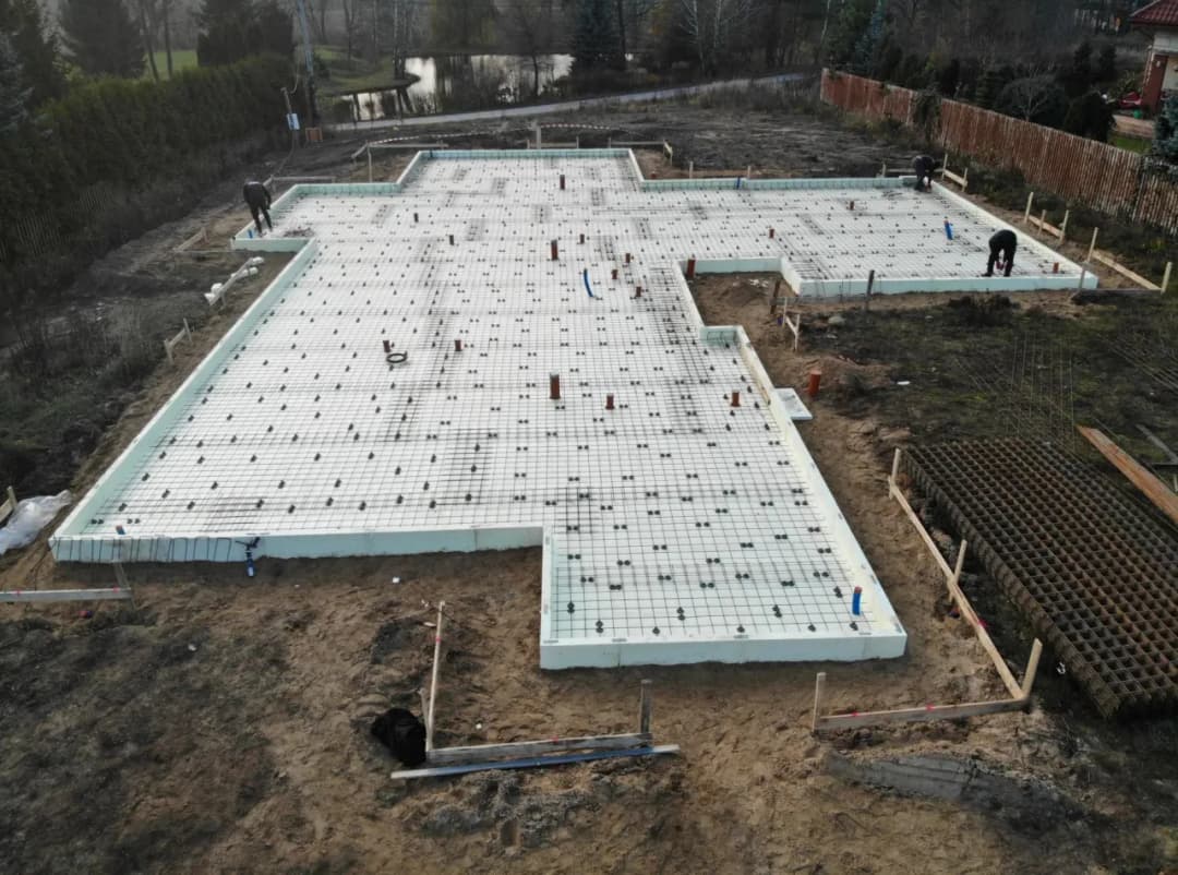 Płyta fundamentowa bez ocieplenia: wady, zalety i zastosowanie